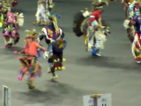 Men dance pow wow