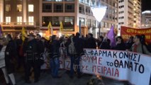 Greece: Farmakonisi tragedy protest in Piraeus port