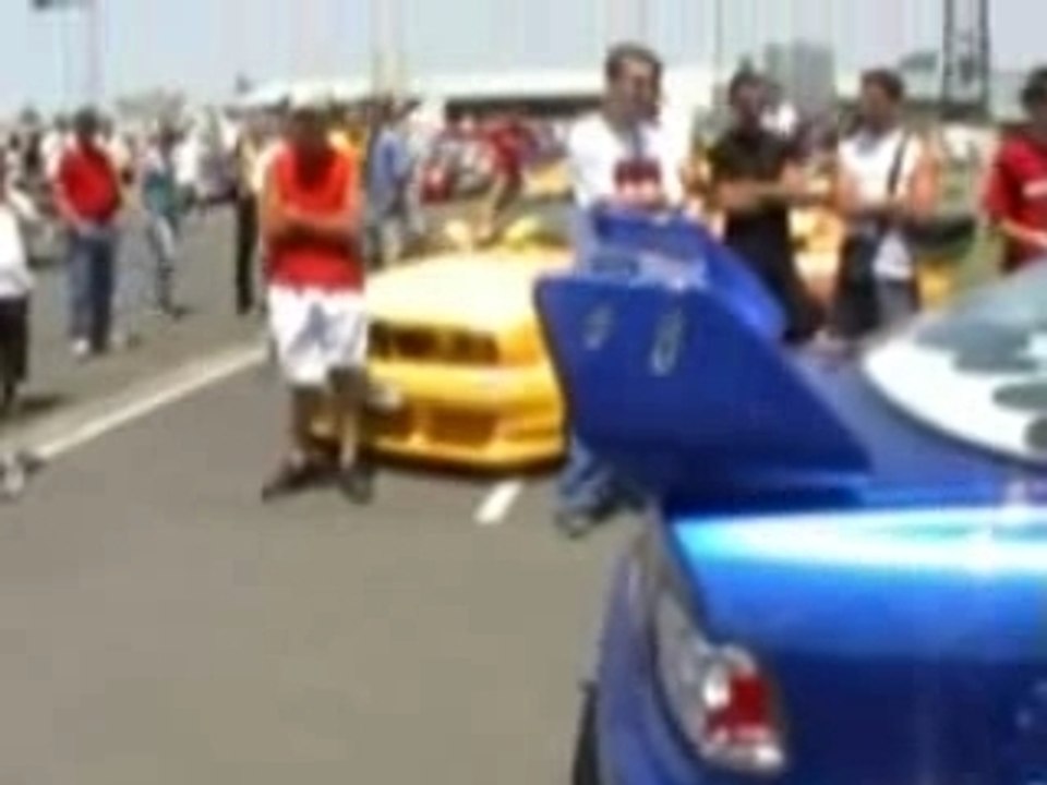 2005 Rupteur Moto Voiture