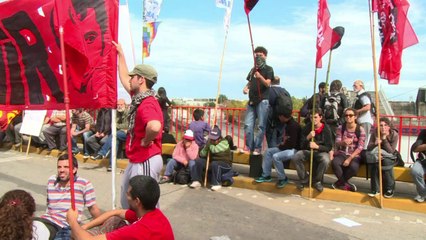 Argentines on general strike to protest inflation and crime