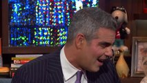 Lady Gaga faz a maquiagem ARTPOP em Andy Cohen - Legendado PT-BR