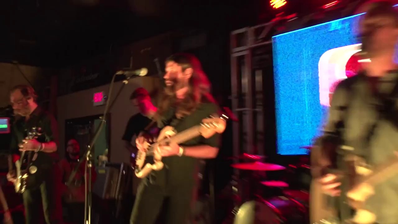 SXSW 2014: The Silent Comedy - "Sharks Smell Blood"