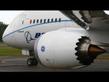 Boeing warns airlines of icing risk for 787, 747-8s