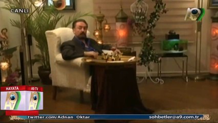 Adnan Oktar'ın Canlı Yayına At Çıkarması
