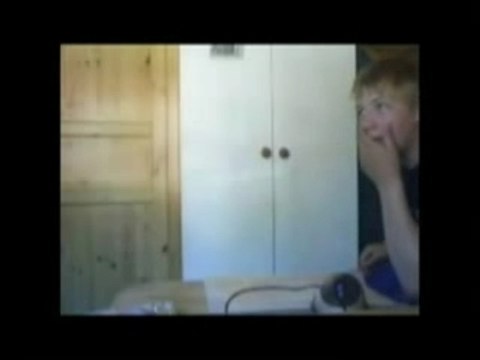 les flingues c'est pas pour les gosses!