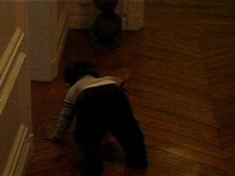 Les premiers pas de Clément...