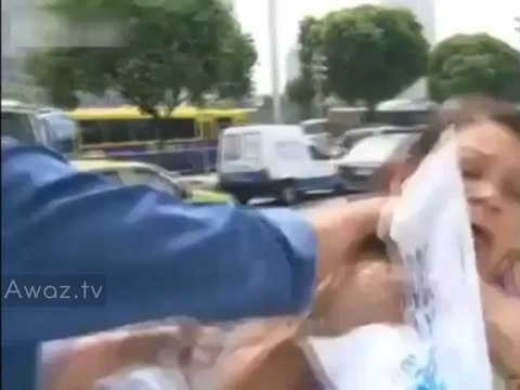Woman Robbed During Interview in Brazil _ Mugger Robs Woman DURING Live