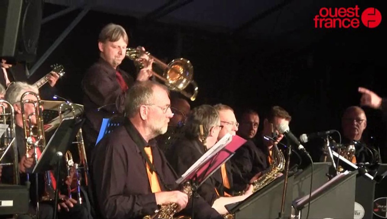 Jazz sous les pommiers : harpes, jazz band et chanson réaliste de la fête