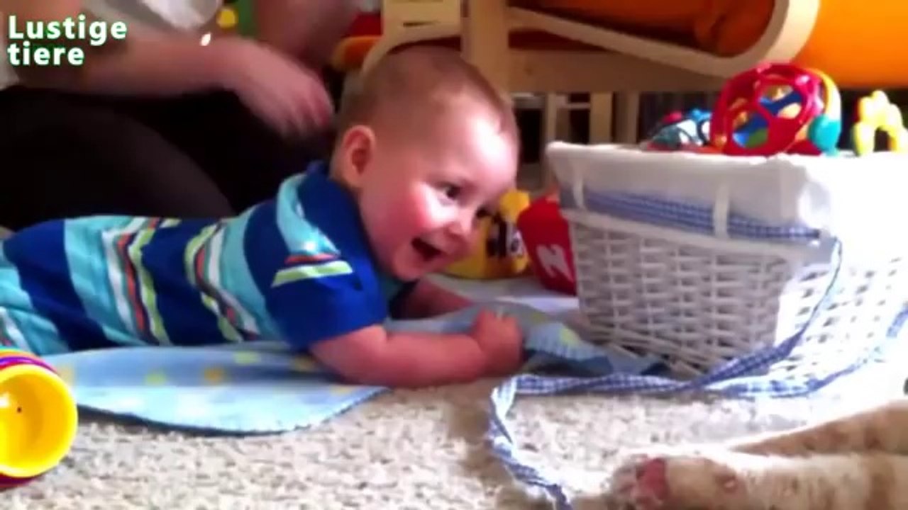 Babys lachen histerisch
