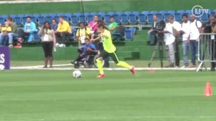 Bernard humilie Hulk avec une roulette zidanesque !