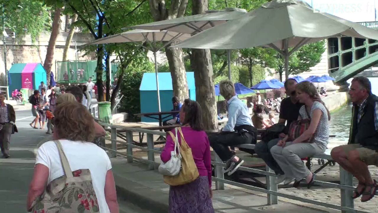 A Paris Plages, le ukulélé