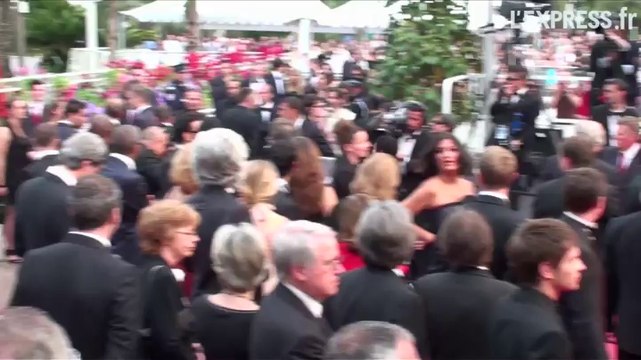 La montée des marches de Hors la loi de Rachid Bouchareb