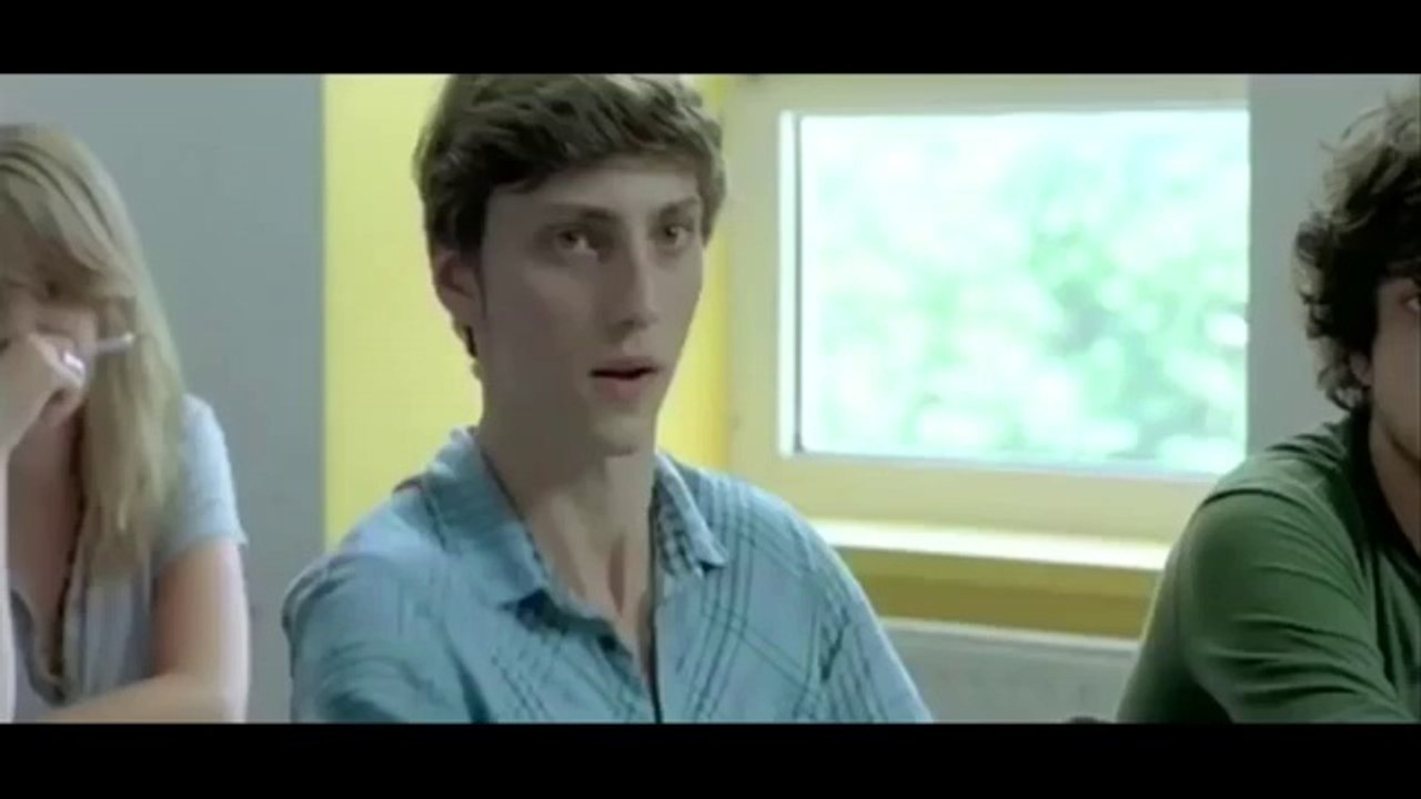 Des filles en noir - Bande annonce