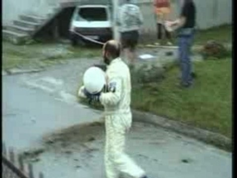 Peugeot 405 Mi16 Rallye Crash