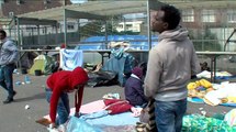 Squat sur le lieu de distribution des repas à Calais