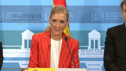 Скачать видео: Cifuentes blinda Sol ante la concentración por Can Vies