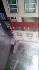 İstanbula hem yağmur yağdı hemde dolu