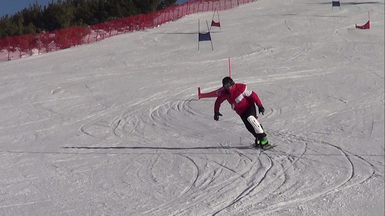 ASLANCAN TAŞ 4 - O2 SNOWBOARD RACE TEAM