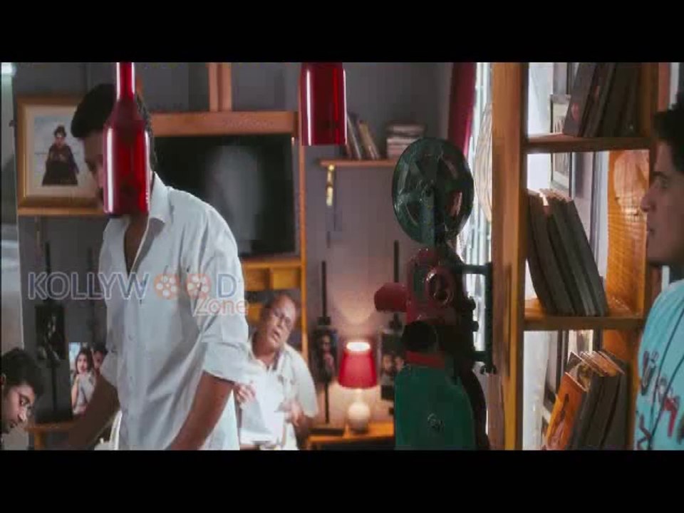 Kathai Thiraikkathai Vasanam Iyakkam Movie Trailer