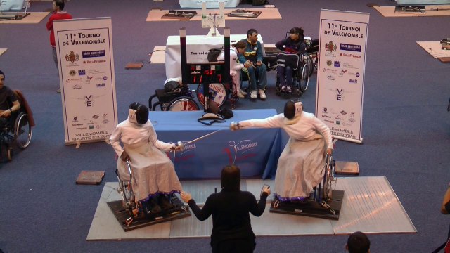 Tournoi de Villemomble 2014 - Finale Epée Junior - MOUPAPA (FRA) - LEFEBVRE (FRA)