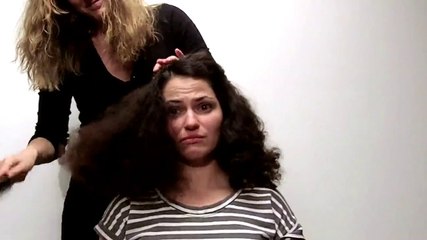 Boucle-la: la brosse plate, un faux ami pour les bouclées