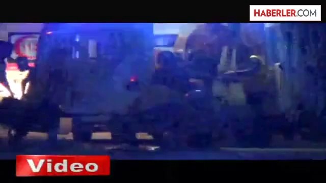 Muş'ta Yolu Kapatan Göstericilere Jandarmadan Müdahale