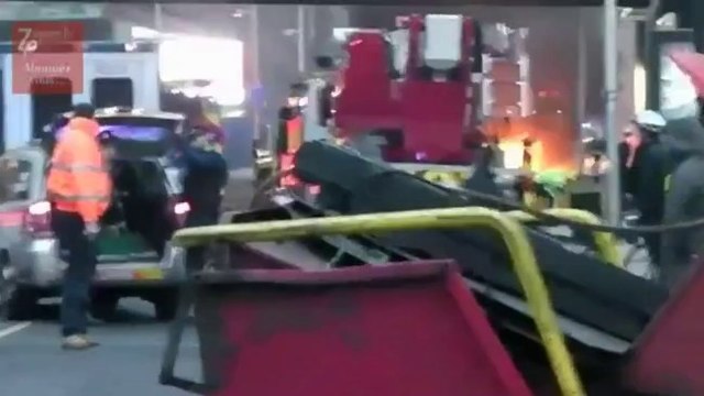 Au moins deux morts dans le crash d'un hélicoptère en plein centre de Londres