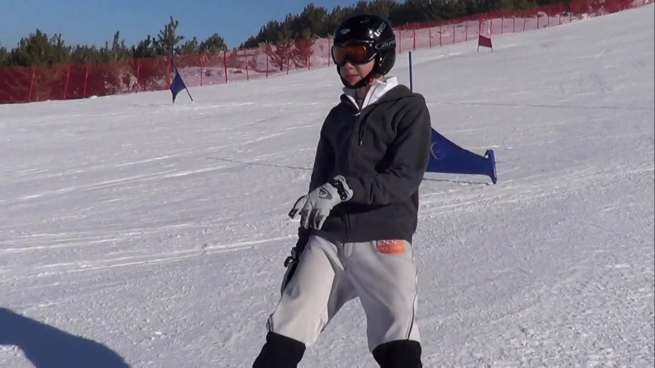 MERT GÜRAL 5 - O2 SNOWBOARD RACE TEAM