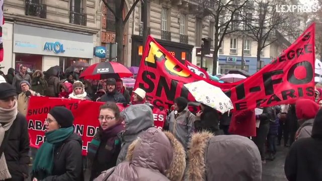 Réformes des rythmes scolaires : les enseignants dans la rue