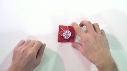 Un coeur en origami pour la Saint-Valentin