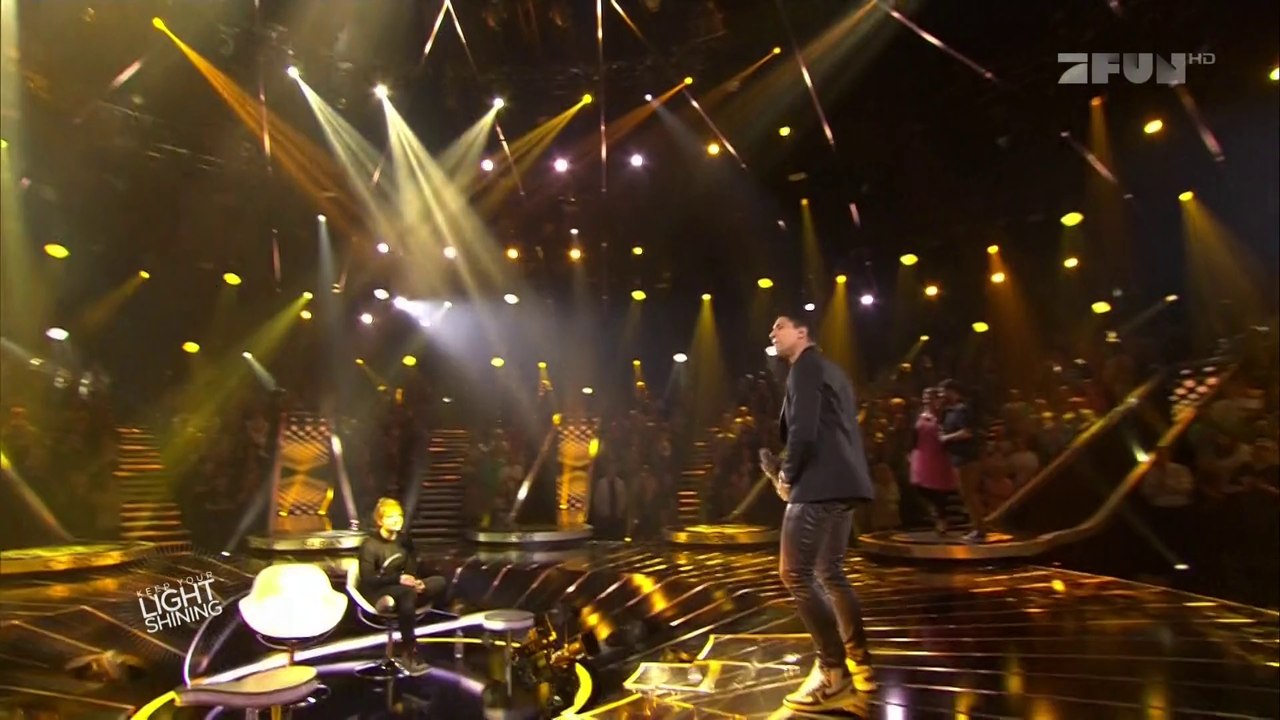 Andreas Bourani - Auf uns (Keep Your Light Shining - ProSieben Fun HD 2014 may29)