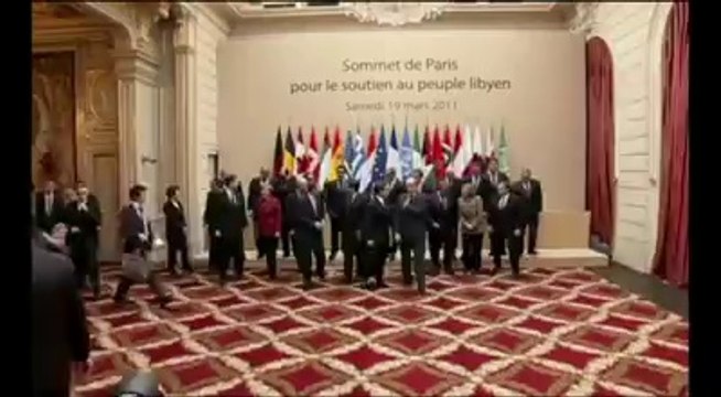 VIDEO. François Fillon : « A ce moment là, seuls Nicolas Sarkozy et moi savons que les avions français sont déjà partis »