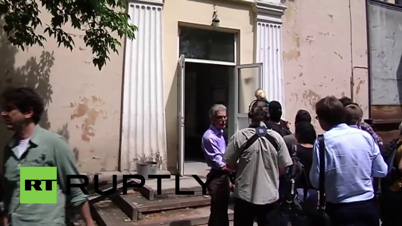 (CHOQUANT)  Morgue de Donetsk débordant de cadavres après l'offensive de l'armée de Kiev