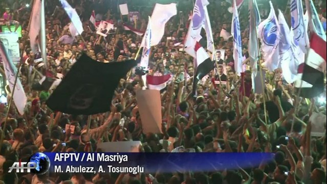 Egypte: Morsi ne plie pas face aux manifestants et refuse de partir