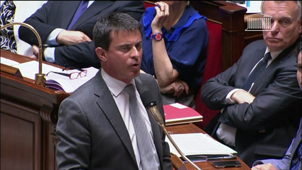 Manuels Valls réagit aux propos d'Estrosi sur les gens du voyage