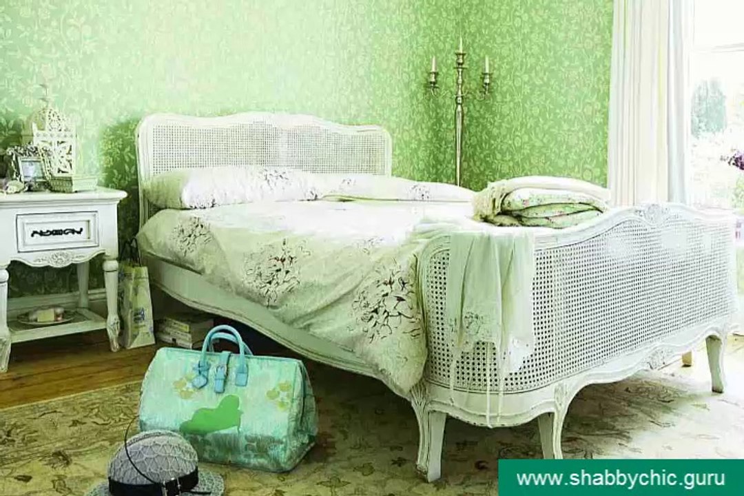 Inspirational shabby chic bedrooms