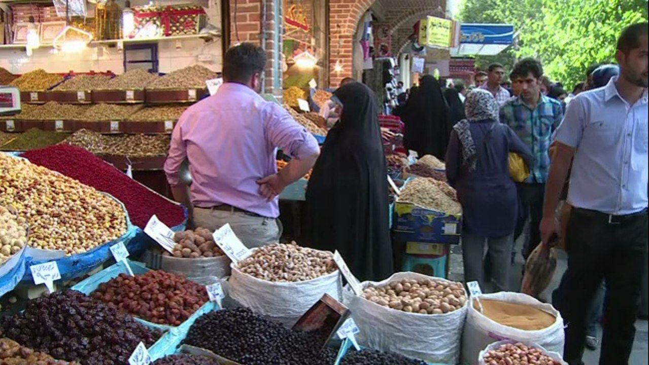 Iran: le nouveau président Rohani prête serment