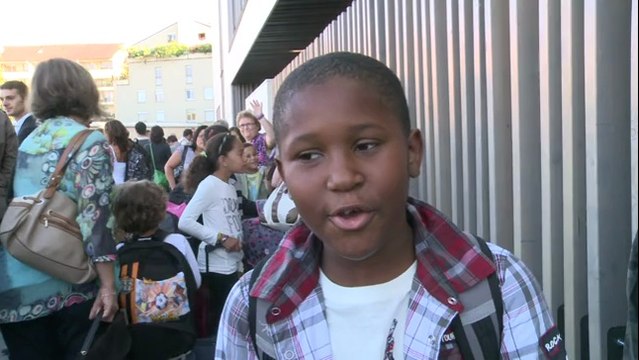 Une rentrée des classes sous le soleil