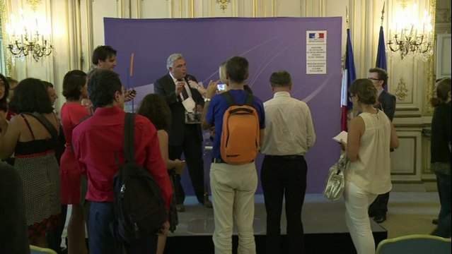 L'écotaxe des poids lourds est reportée à janvier 2014