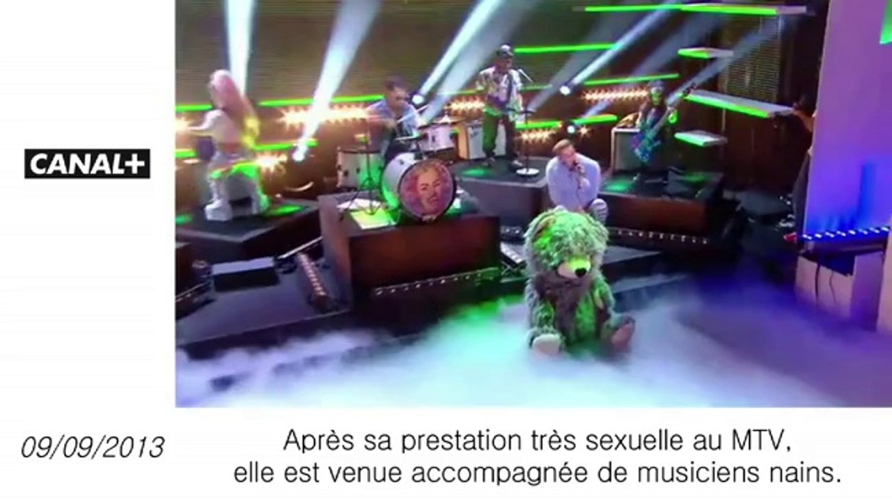 Un ours dans les rues, la colère de Dati et la chute de Kidman: le zapping insolite