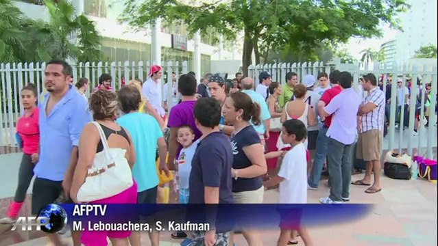 Des milliers de touristes tentent de quitter le Mexique