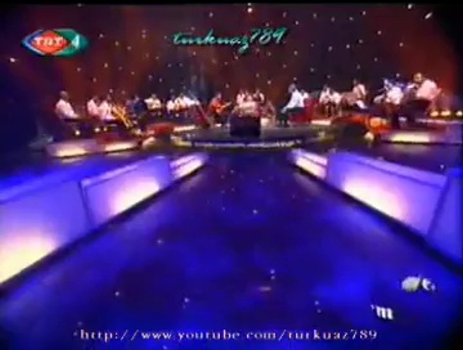 Şu Dağlar Ulu Dağlar Vay Leylâm - DEM BU DEM KORO