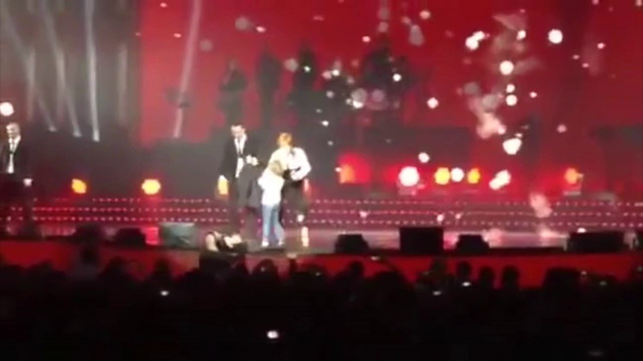 Petite glissade de Mylene Farmer