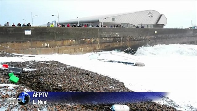 La Grande-Bretagne se prépare à affronter une viloente tempête