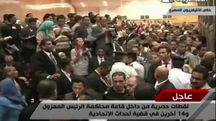 Les premières images de Morsi depuis son arrestation