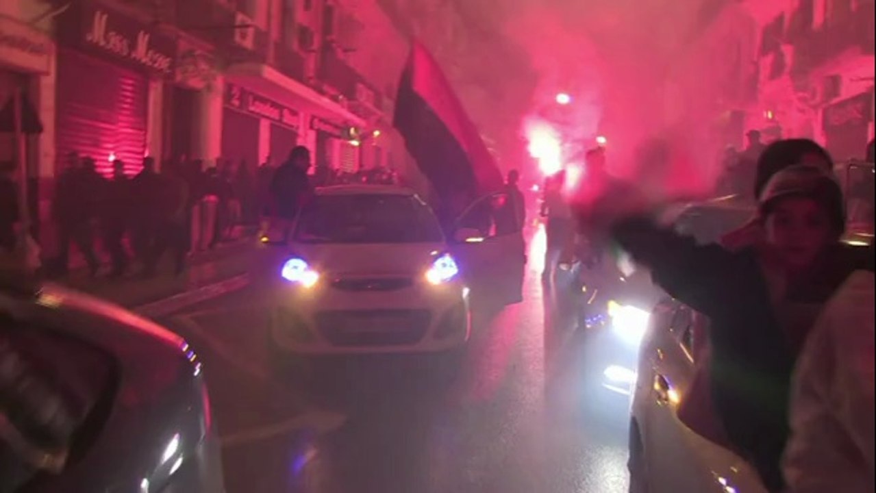 Alger en fête après la qualification des Fennecs pour le Mondial-2014