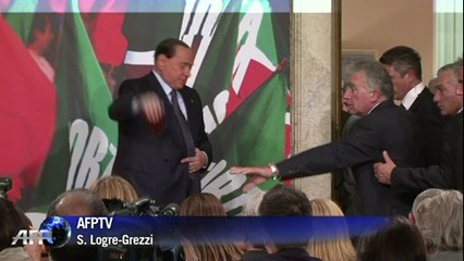 Silvio Berlusconi réclame une révision de son procès pour sauver sa place au Parlement