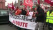 Des centaines de salariés de La Redoute manifestent à Roubaix