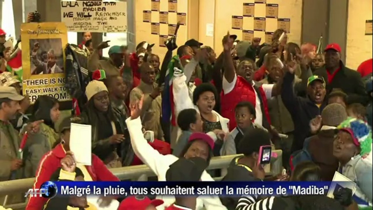 Début de l'hommage à Nelson Mandela