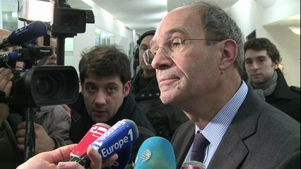 L’UMP présente ses “mesures d’urgence”